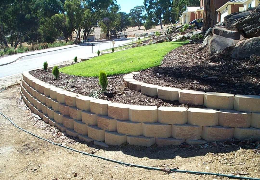 Concrete Block Retaining Walls Adelaide Design Examples 735x452